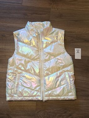 Xersion XL 16 Jacket in White/Irridestant